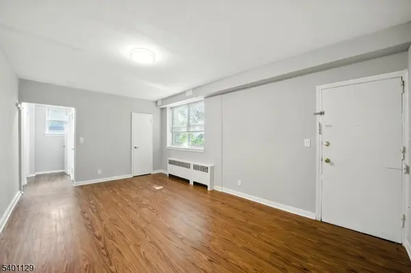 Montclair Twp., NJ 07042,819 Bloomfield Ave Unit 1 #1