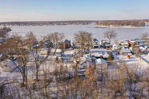 2040 Linden ST, Fenton Twp, MI 48430