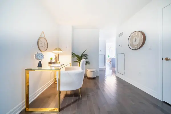 8 The Esplanade ST #2802, Toronto C08, ON M5E 0A6