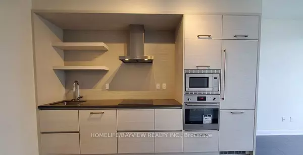 Toronto C10, ON M4S 2B4,2221 yonge ST #3610