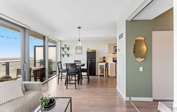 70 Distillery LN #2105, Toronto C08, ON M5A 0E3