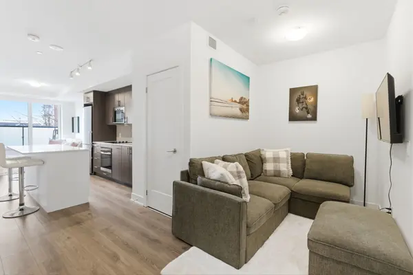 2545 Simcoe ST N #211, Oshawa, ON L1L 0W3