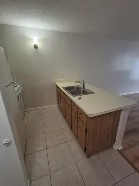 Coral Springs, FL 33065,2771 Riverside Dr #414-A