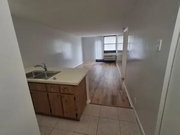 Coral Springs, FL 33065,2771 Riverside Dr #414-A