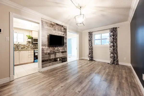 Mississauga, ON L5N 6G5,3376 Nighthawk TRL