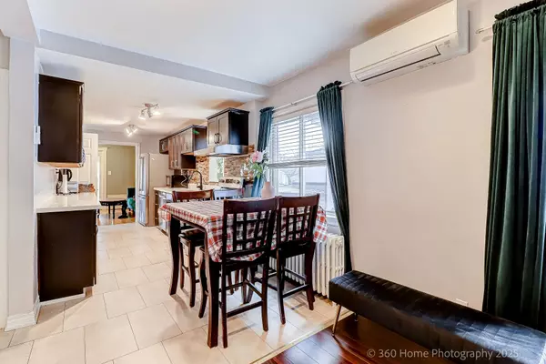 Toronto W03, ON M6N 3Z8,43 Mould AVE