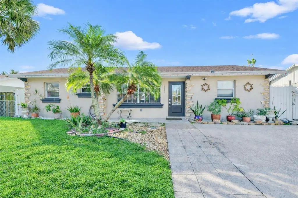 Greenacres, FL 33463,5590 S 35th Ct