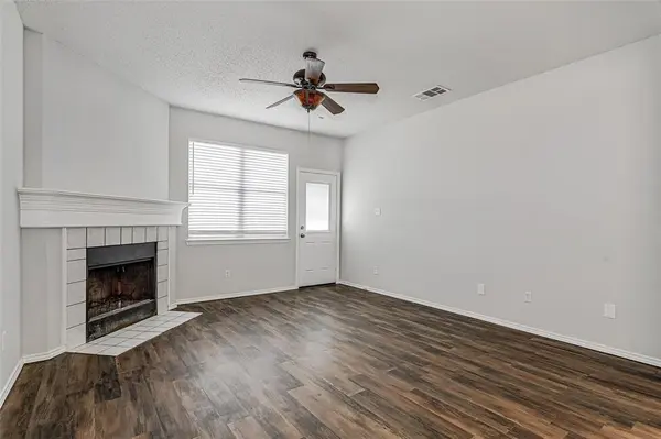 Mansfield, TX 76063,505 Blueberry Hill Lane