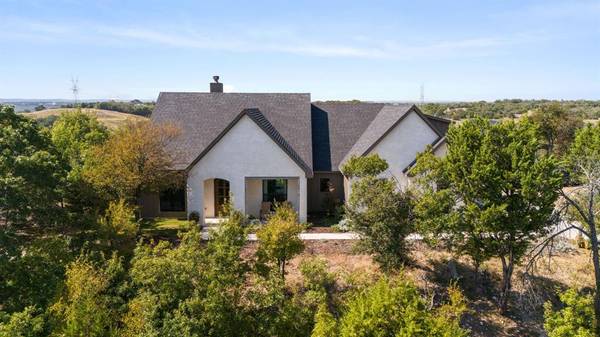 405 Glade Crest Road,  Azle,  TX 76020