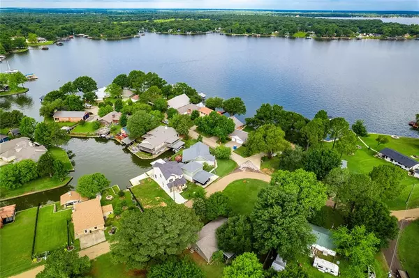 128 Hilltop Drive, Trinidad, TX 75163