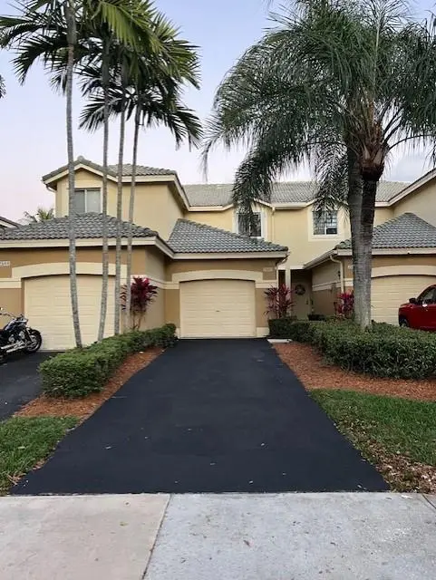 Weston, FL 33327,2560 Cordoba Bnd #2560