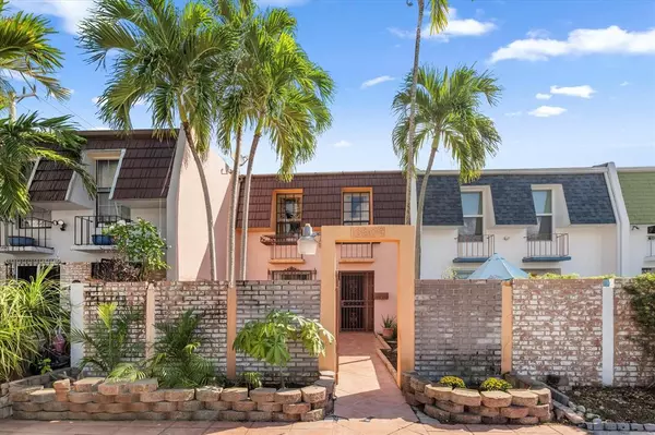 North Miami, FL 33181,13509 NE 21st Ct #13509