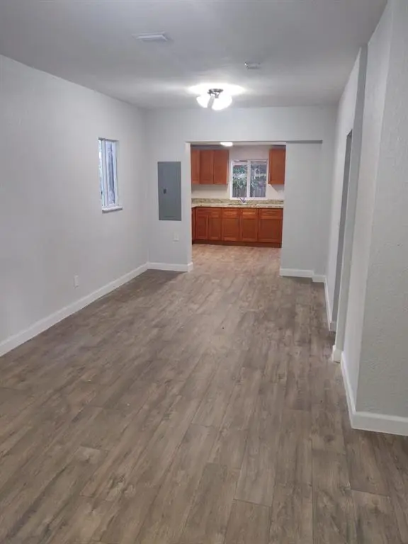 Dania Beach, FL 33004,210 SW 7th St