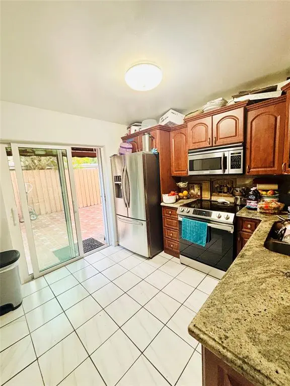 Miami, FL 33126,8428 NW 1st Ter