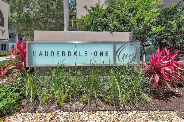 2401 NE 65th St #112, Fort Lauderdale, FL 33308