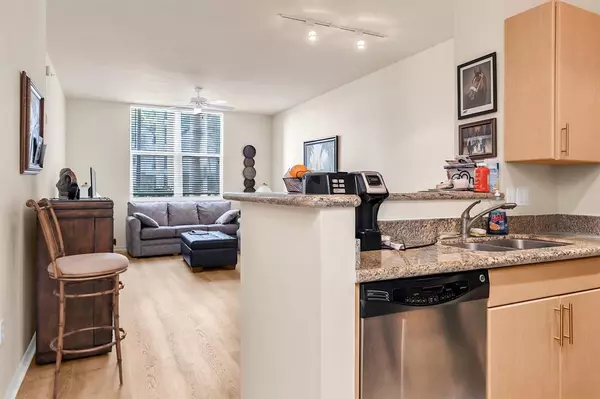 Fort Lauderdale, FL 33308,2401 NE 65th St #112