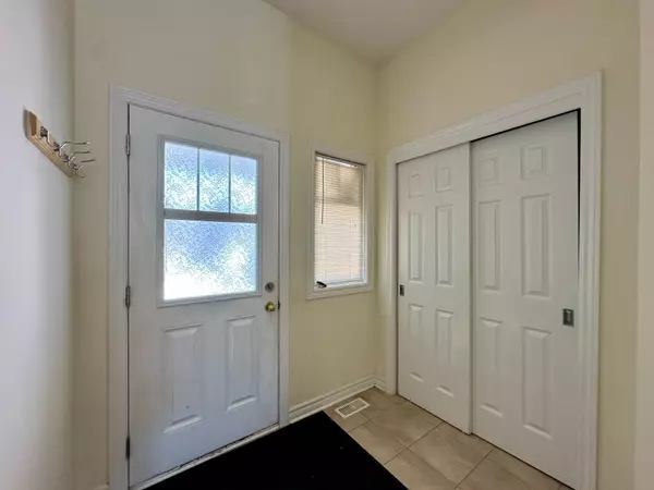 Barrhaven, ON K2G 4P4,3353 Woodroffe AVE