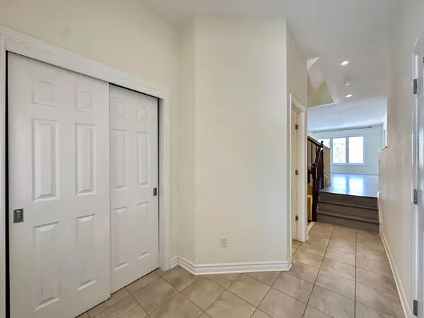 Barrhaven, ON K2G 4P4,3353 Woodroffe AVE