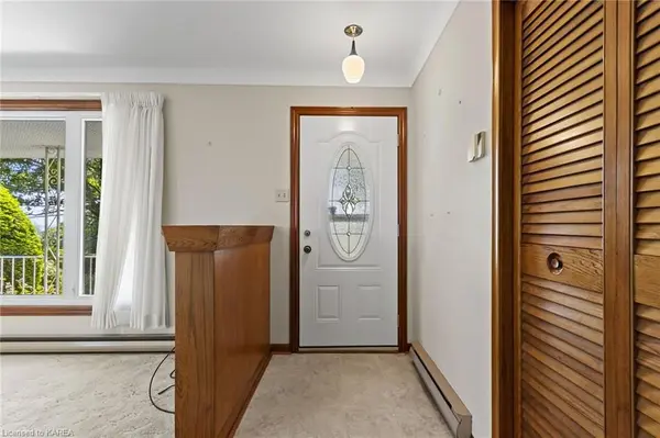 Loyalist, ON K0H 1G0,33 COUNTY ROAD 6 N/A