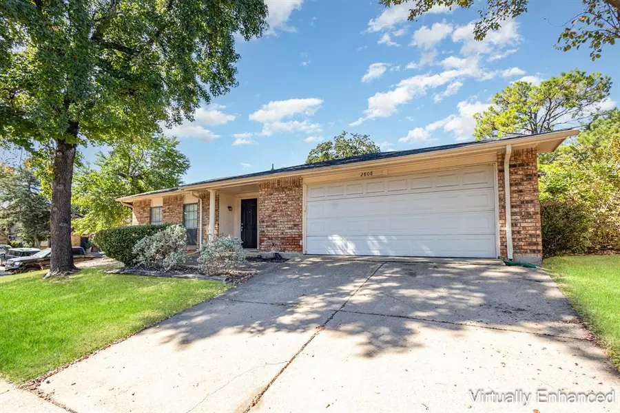 2808 Treeview Drive, Arlington, TX 76016