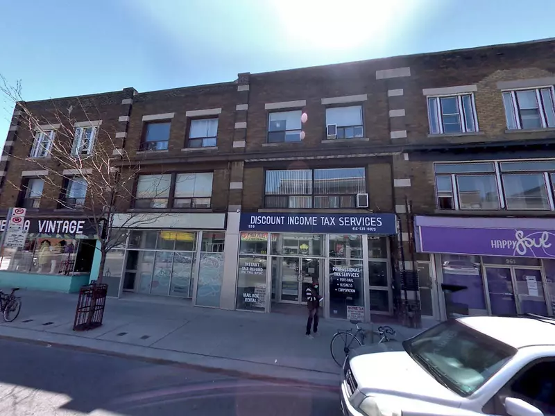 959 Bloor ST W #2A, Toronto C01, ON M6H 1L7