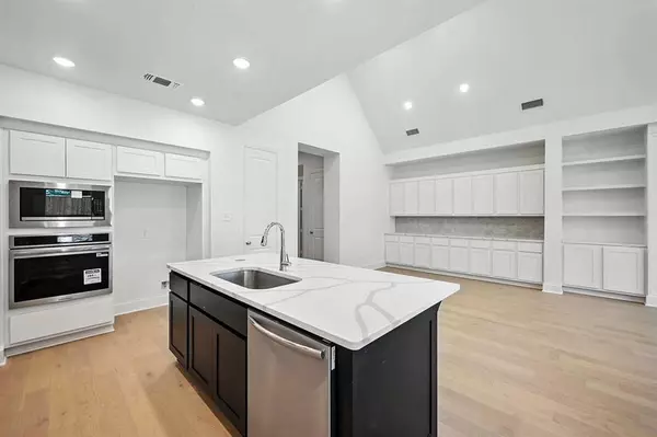 Sherman, TX 75092,413 Heritage Ranch Trail