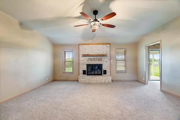 Paris, TX 75462,2770 SE 40th