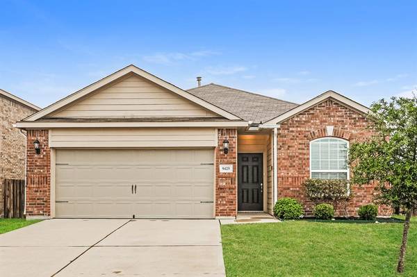 9425 Bald Cypress Street, Forney, TX 75126