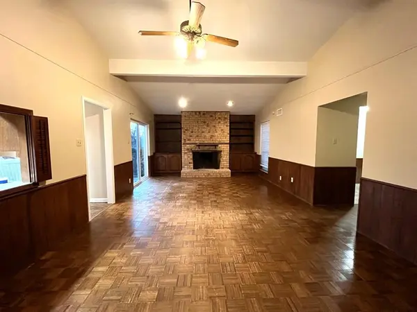 Denison, TX 75020,1202 W Munson Street