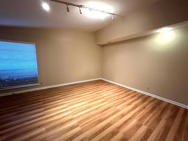 Denison, TX 75020,1202 W Munson Street