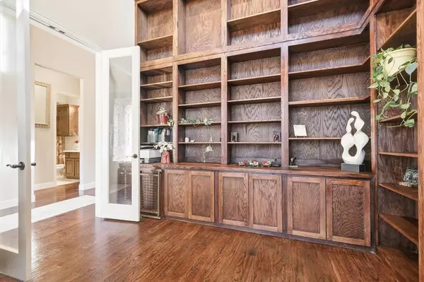 The Colony, TX 75056,8225 Bonny Bank