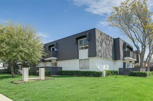 Dallas, TX 75219,2808 Throckmorton Street #212