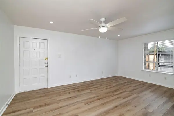 Dallas, TX 75219,2808 Throckmorton Street #212