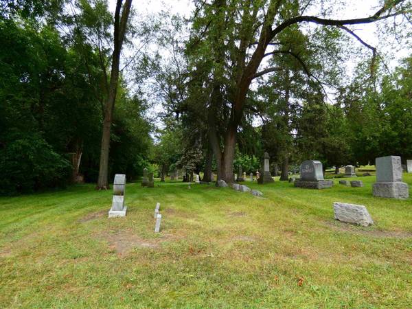 15685 E Fourteen Mile RD, Fraser, MI 48026