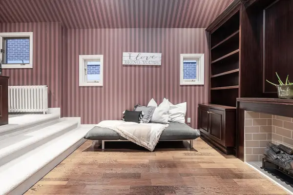 Toronto C03, ON M5P 3E5,408 Rosemary RD