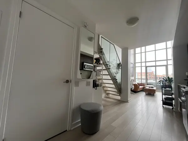 Toronto C01, ON M6K 0B3,5 Hanna AVE #419