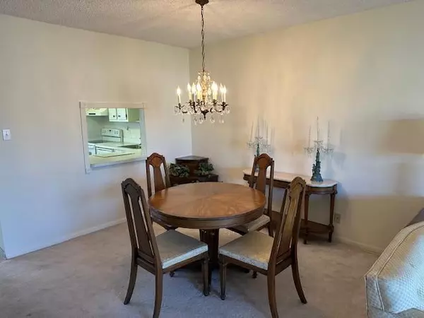 Margate, FL 33063,7805 W Atlantic Blvd #202