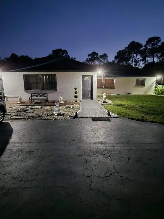 3770 SW 25th Ave, Naples, FL 34117