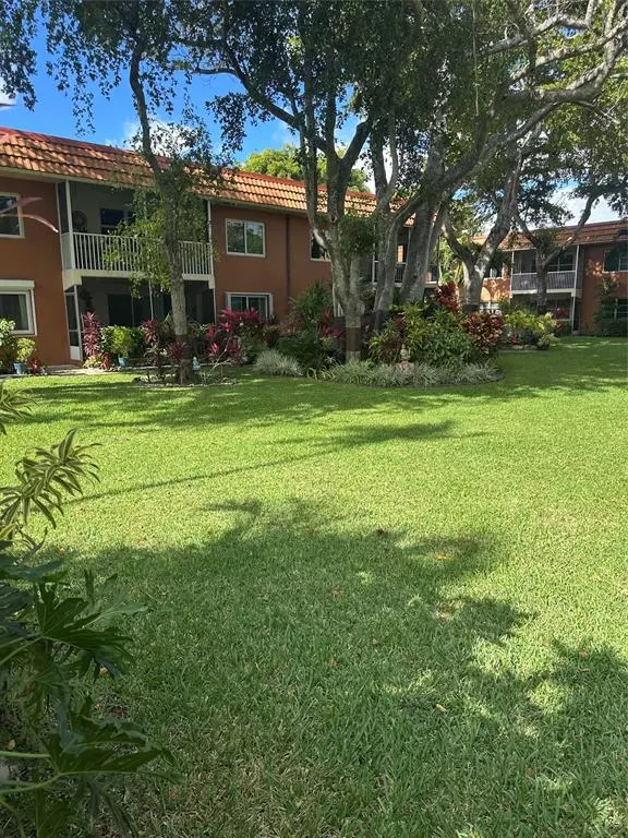 Wilton Manors, FL 33305,119 NE 19th Ct #215 G