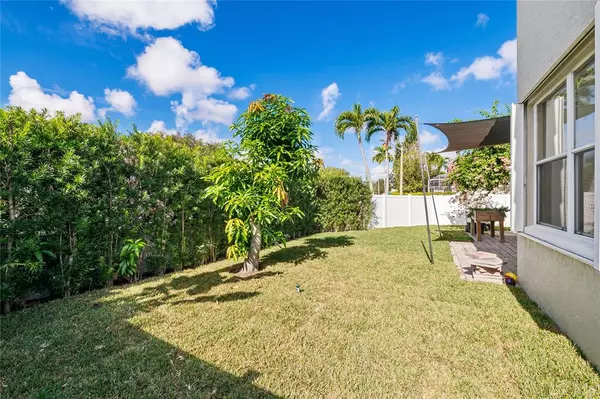 Boynton Beach, FL 33436,1337 Fairfax Cir