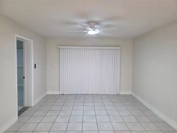 Tamarac, FL 33321,8040 N Colony Cir #105