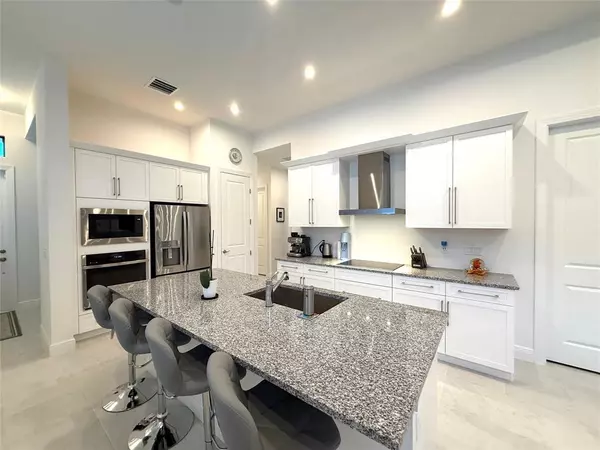 Port St Lucie, FL 34952,187 SE Via Sangro