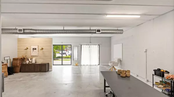 Oakland Park, FL 33334,3560 NE 12th Ave