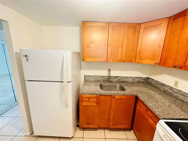 Miami, FL 33169,15600 NW 7th Ave #512