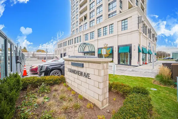 Markham, ON L3T 0G7,1 Grandview AVE #2302