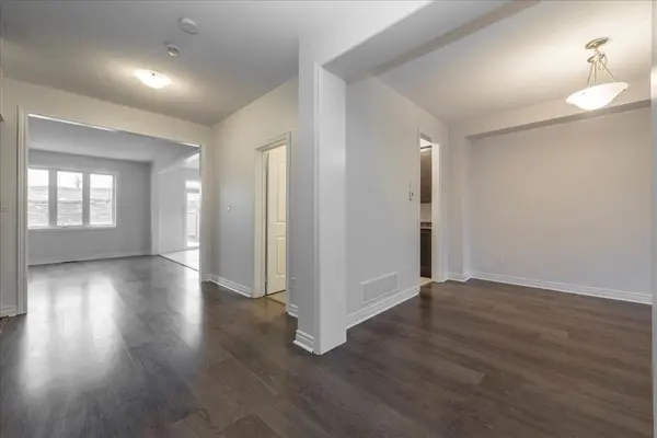 New Tecumseth, ON L9R 0N8,73 Sutcliffe WAY