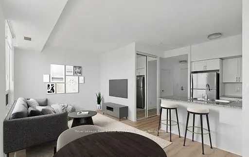 208 Enfield PL #3701, Mississauga, ON L5B 0G8