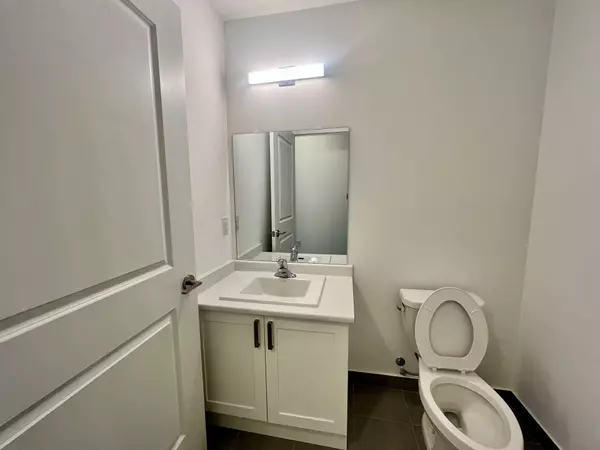 Mississauga, ON L5G 0C5,1063 Douglas Mccurdy Common #209