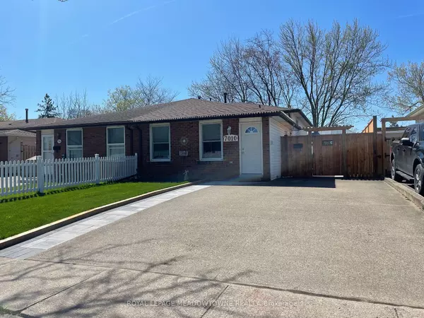 7010 Bonnie ST, Niagara Falls, ON L2G 7L1