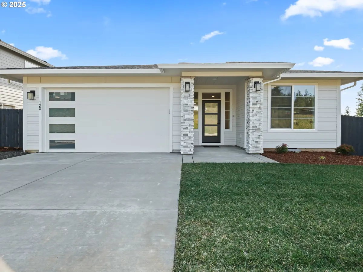 La Center, WA 98629,120 W 19TH ST